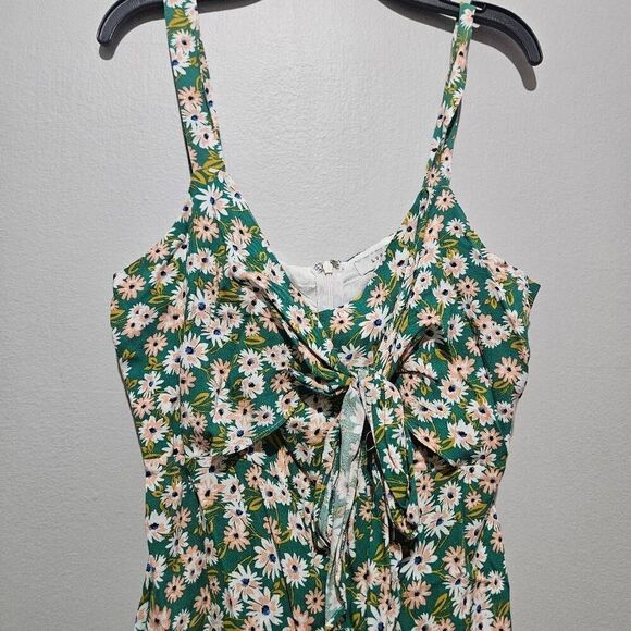 Lush Green floral summer romper size M - Picture 2 of 6